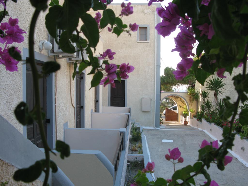 Hotel Adonis (Adults Only) Kamari  Exterior photo